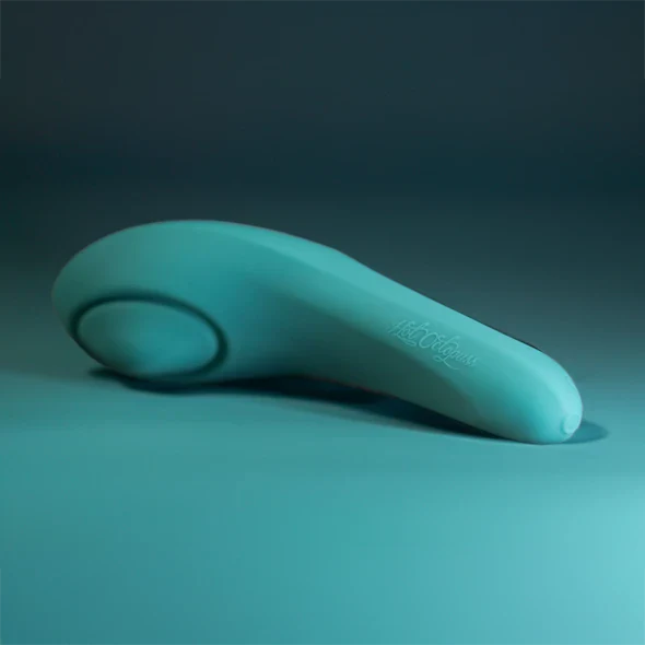 PULSE QUEEN – Sensual, Powerful Clitoral Wand Loved for Intense Stimulation - Image 3